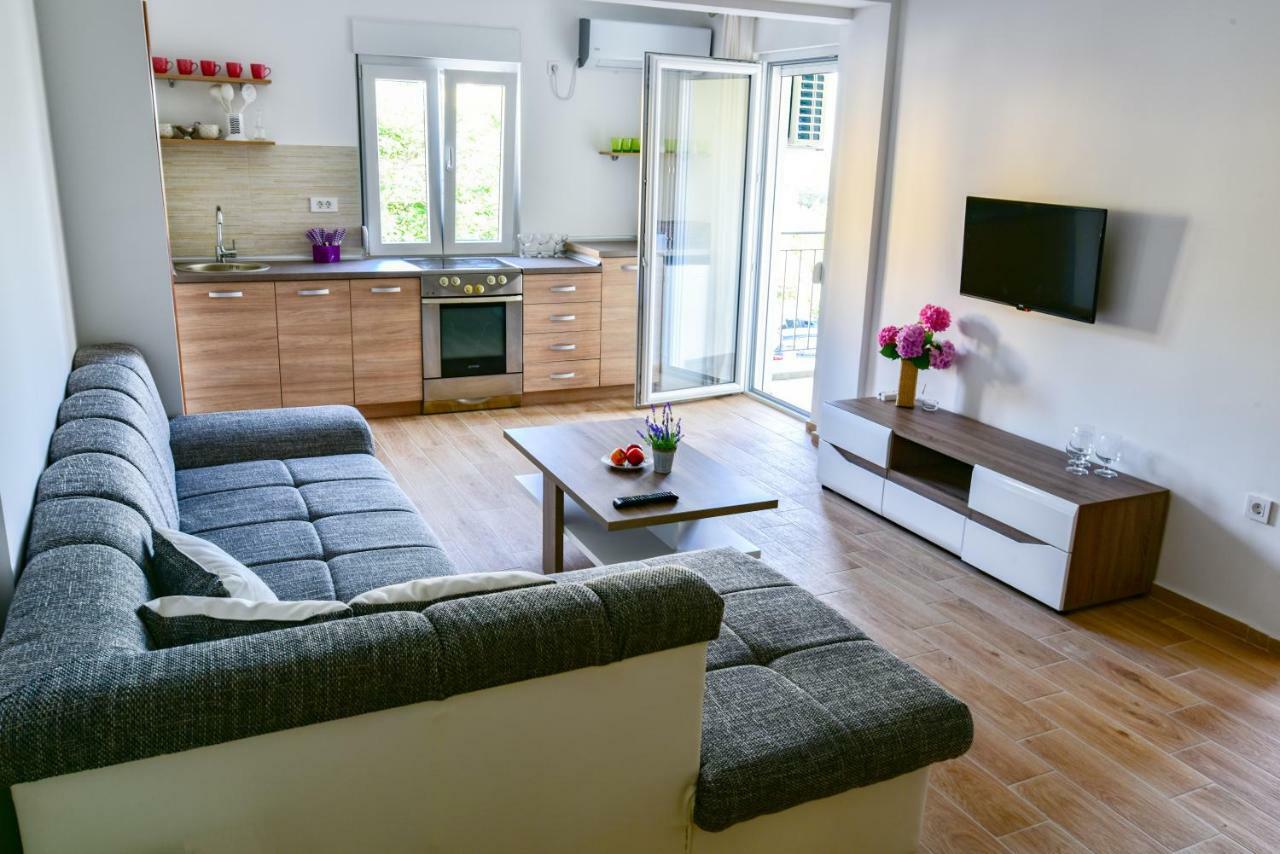 Apartmani Marina Kopitovic Petrovac Exterior foto