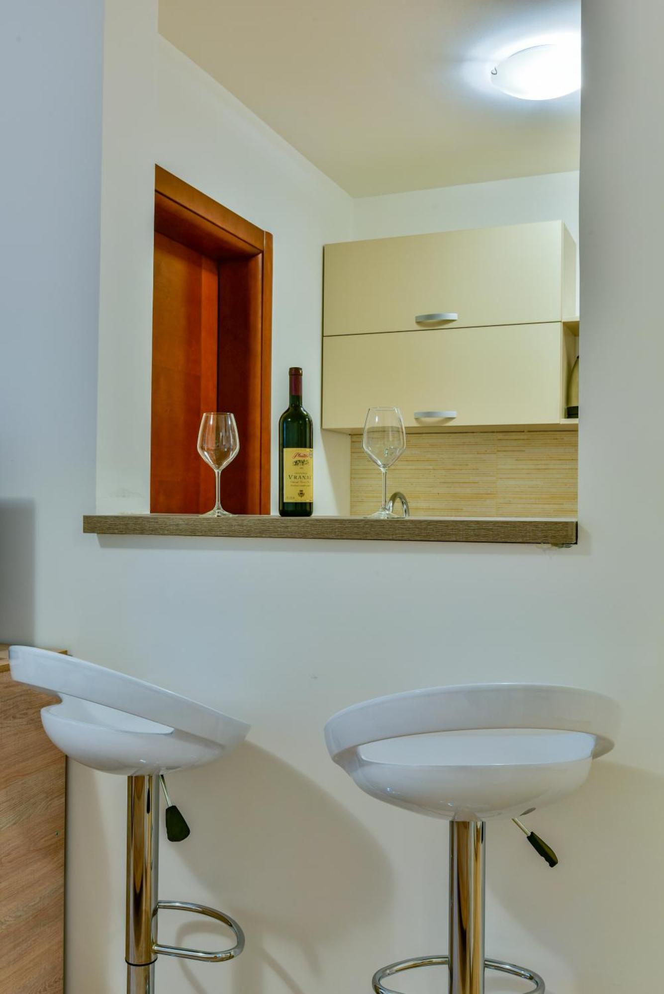 Apartmani Marina Kopitovic Petrovac Exterior foto